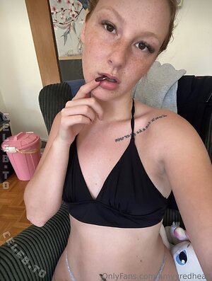 Amy Redhead Nude Leaked Photo #4