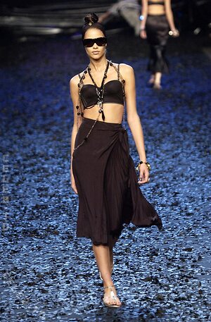 Ana Beatriz Barros photo