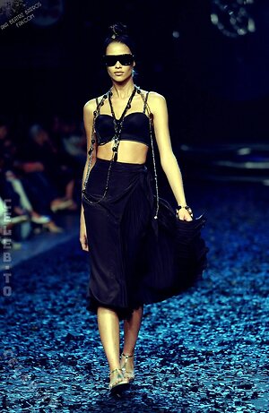 Ana Beatriz Barros photo