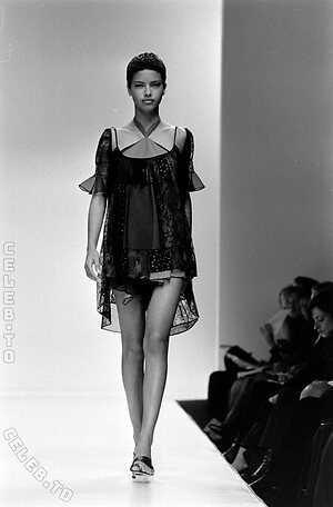 Ana Beatriz Barros photo