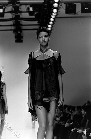 Ana Beatriz Barros photo