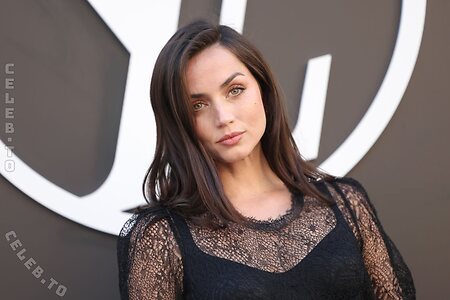 Ana De Armas Nude Leaked Photo #77