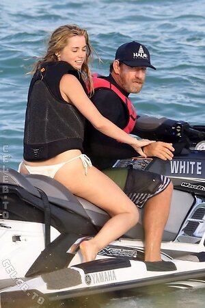 Ana De Armas Nude Leaked Photo #132