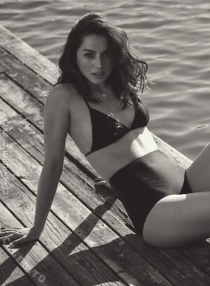Ana De Armas Nude Leaked Photo #220
