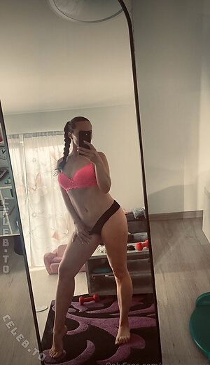 Andrea Meier Nude Photos