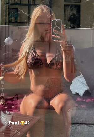 Aneketbn Nude Leaked Photo #3