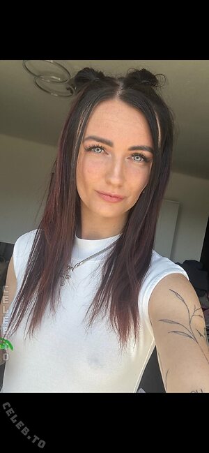 Aneta Cejpová Nude Leaked Photo #9
