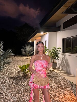 Anja.bnsh Nude Leaked Photo #44
