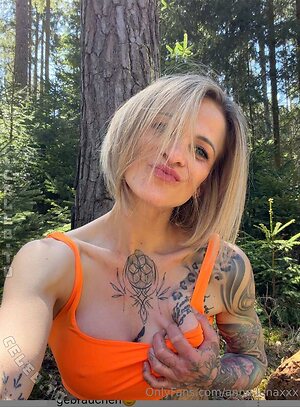 @anna-lenaxxx