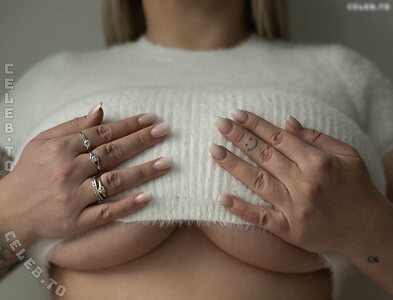 Anna Schmidt Nude Leaked Photo #365