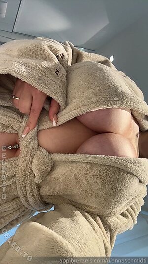 Anna Schmidt Nude Leaked Photo #444