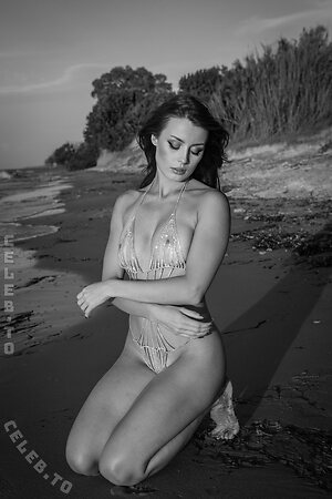Anna Zapala Nude Leaked Photo #199
