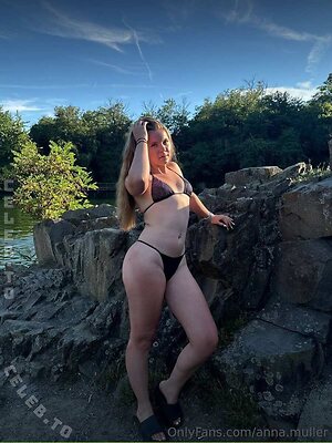 anna.muller Nude Leaked Photo #43