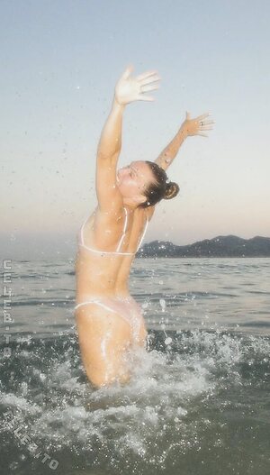 annaxsitar photo