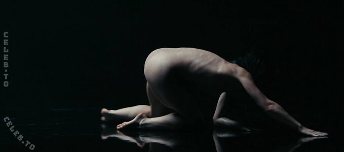 Anne Hathaway Nude Leaked Photo #40