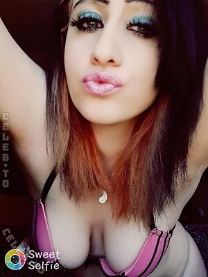Anne Hot-Girl Nude Leaked Photo #48