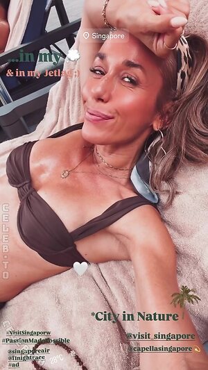 Annemarie Carpendale photo