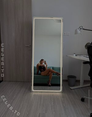 Anni Henz Nude Leaked Photo #33