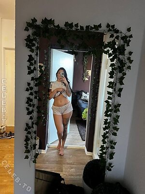 Anonoobmous photo