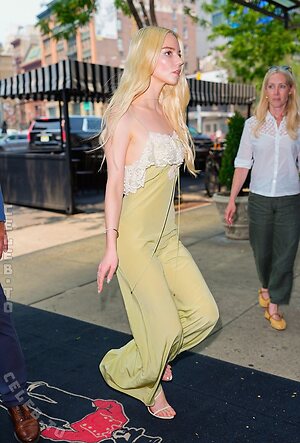 Anya Taylor-Joy Nude Leaked Photo #48