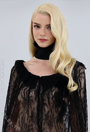 Anya Taylor-Joy photo