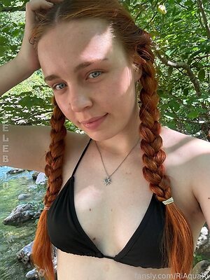 Aqua Ri Nude Photos