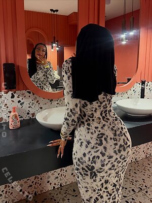arabiccwoman photo