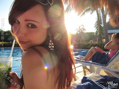 Ariel Rebel photo