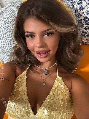 Artinesa Kurtishi Nude Leaked Photo #16