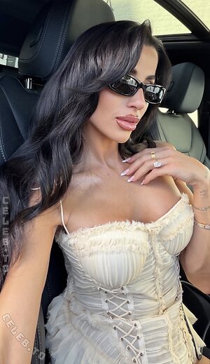 Asena Neuhoff Nude Leaked Photo #12