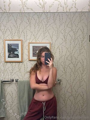 Ashley Suarez photo