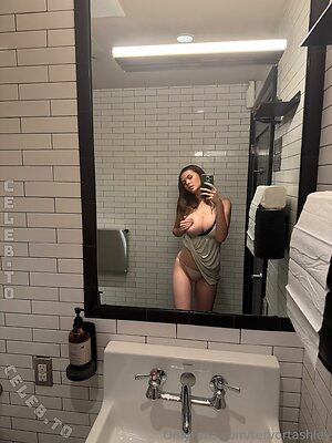 Ashley Tervort photo