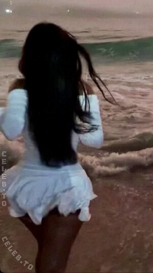 Asleyia Nude Leaked Photo #32