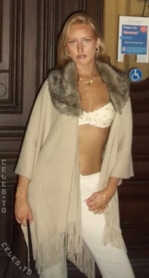 Astrid.atn Nude Leaked Photo #11