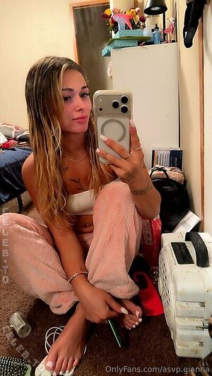 asvp.gianna Nude Leaked Photo #5