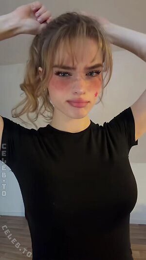 Aurora Nude Leaked Photo #189