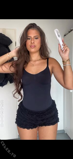 Babyyjuli Nude Leaked Photo #11