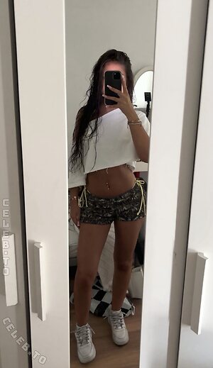Babyyjuli Nude Leaked Photo #37