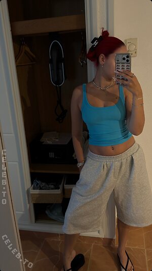 Badmómzjay Nude Leaked Photo #73