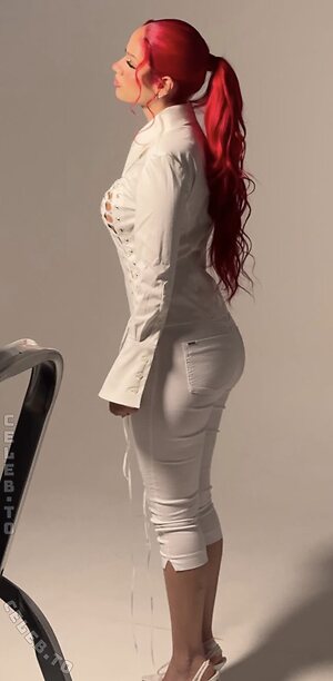 Badmómzjay Nude Leaked Photo #97