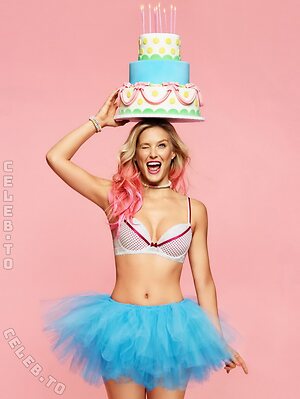 Bar Refaeli Nude Leaked Photo #79
