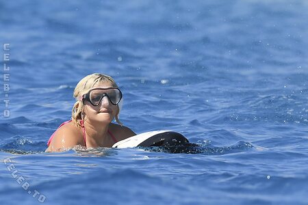 Bebe Rexha Nude Leaked Photo #115