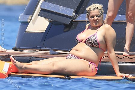 Bebe Rexha Nude Leaked Photo #127