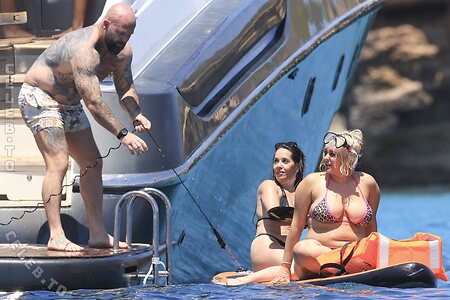 Bebe Rexha Nude Leaked Photo #153