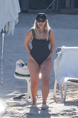 Bebe Rexha Nude Leaked Photo #157