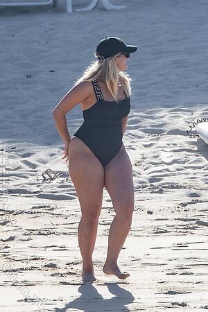 Bebe Rexha Nude Leaked Photo #161