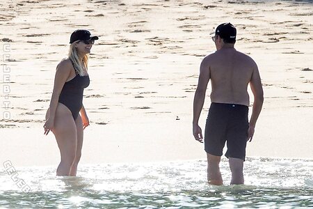 Bebe Rexha Nude Leaked Photo #172