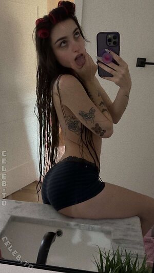 beebee Nude Leaked Photo #422