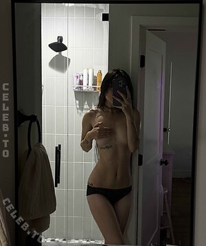 beebee Nude Leaked Photo #434