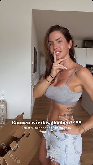 Bella Kraus Nude Leaked Photo #8